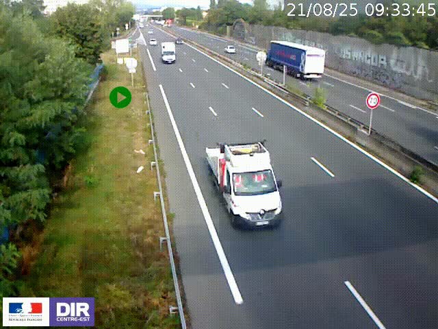 Webcam à Bron sur l'A43 à la jonction avec le boulevard périphérique de Lyon (D383). Vue orientée vers Lyon