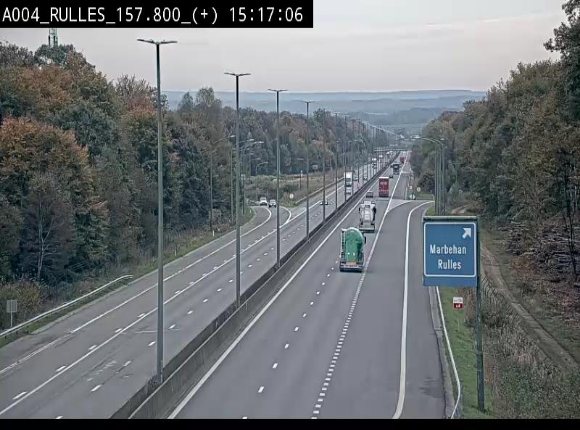 Webcam à hauteur de la sortie 28a donnant sur la P7 menant à Rulles. Vue orientée vers Luxembourg