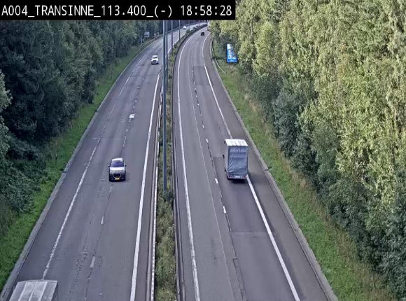 Caméra trafic E411 (A4) - Transinne direction Namur - BK 113.425