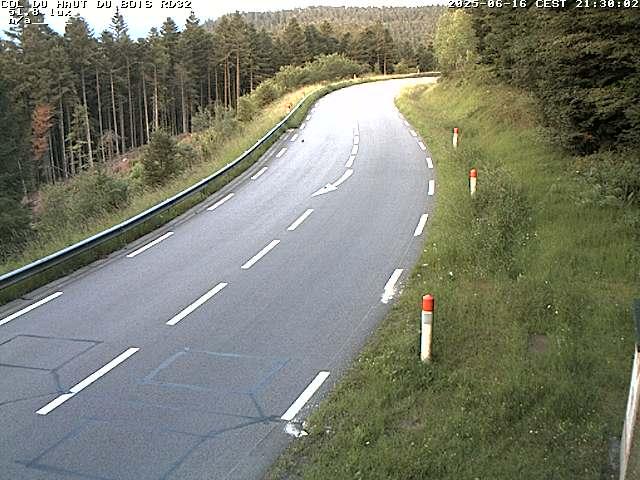 Webcam à 406 mètres d'altitude au niveau du col du haut du bois sur la RD32