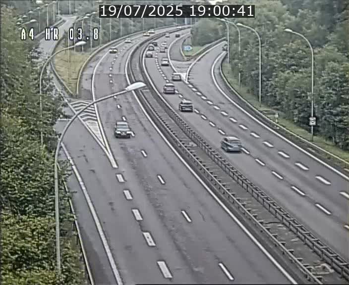 Webcam traffic A4 Luxembourg - BK 3.8 - Leudelange (direction Esch sur Alzette)