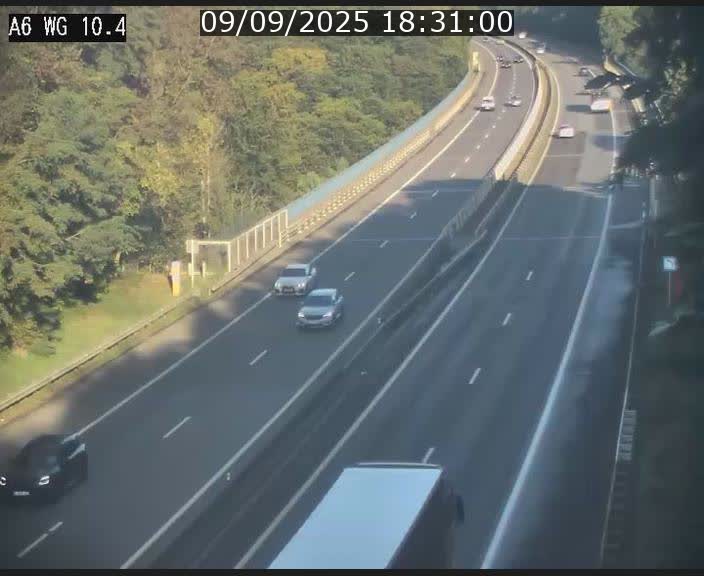 Traffic live webcam Luxembourg Mamer - A6 - BK 10.4 - direction Luxembourg/France/Allemagne