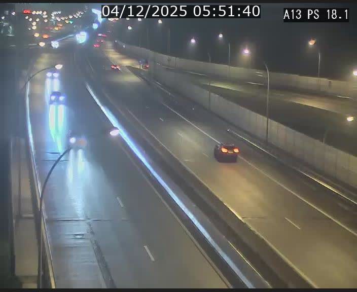 Traffic live webcam Luxembourg Dudelange - A13 direction Croix de Bettembourg - BK 18.1