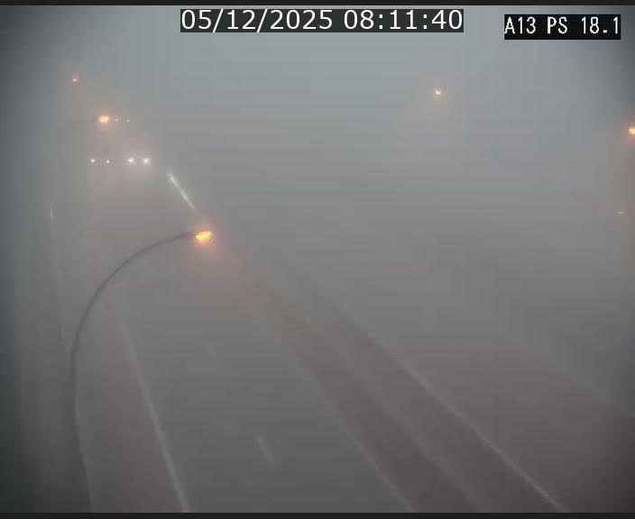 Traffic live webcam Luxembourg Dudelange - A13 direction Croix de Bettembourg - BK 18.1