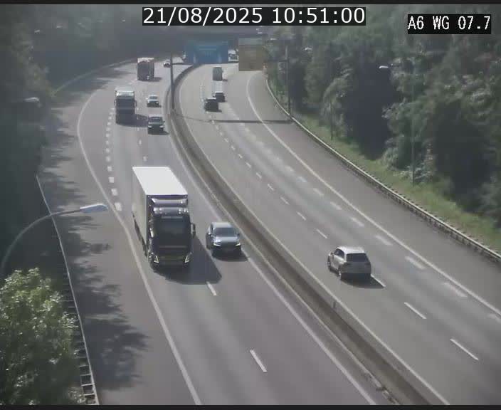 Traffic live webcam Luxembourg - Bridel - A6 - BK 7.7 - direction Belgique