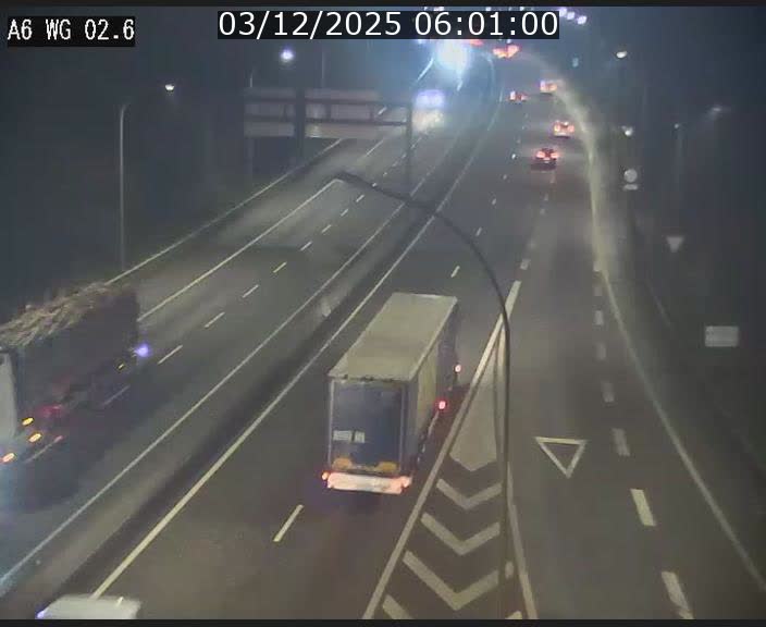 Traffic live webcam Luxembourg Croix de Cessange - A6 - BK 2.6 - direction France/Allemagne