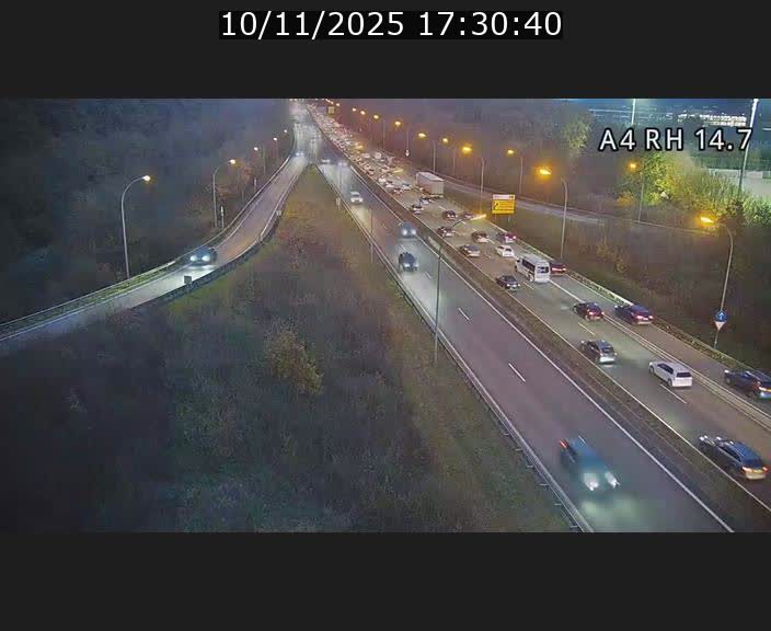 Traffic live webcam Luxembourg Jonction Lankelz - A4 - BK 14.7 - direction Luxembourg