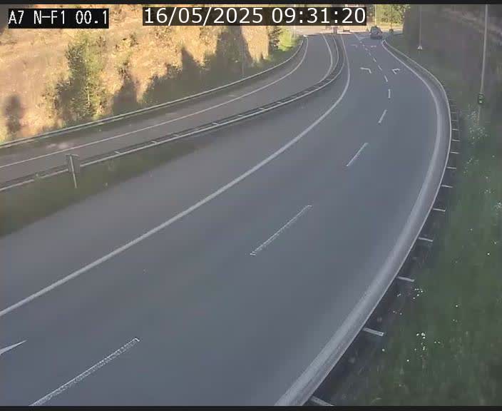 Webcam autoroute Luxembourg A7 située dans la sortie 1 Waldhof, vers la N11, avant le Tunnel Stafelter