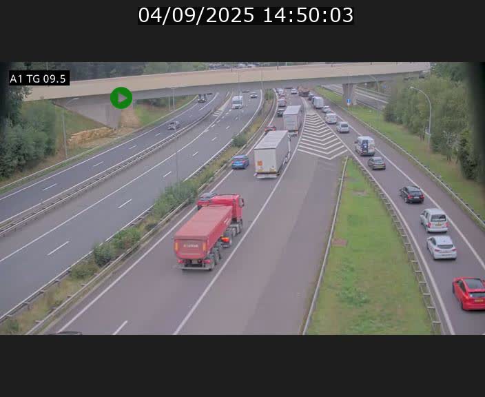 Traffic live webcam Luxembourg Jonction Grünewald - A1 direction Luxembourg-ville - BK 9.5