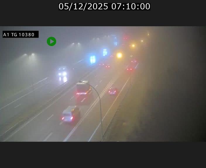 Traffic live webcam Luxembourg Senningerberg - A1 direction Luxembourg Kirchberg - BK 10.3