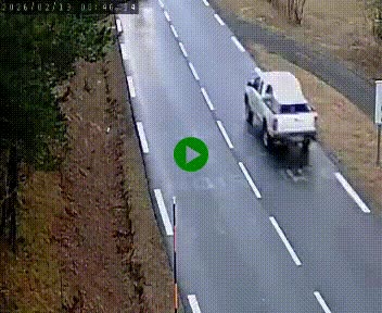Caméra routière France - N102, au niveau du col de Montmirat à Saint-Etienne-du-Valdonnez à 1039 mètres d'altitude