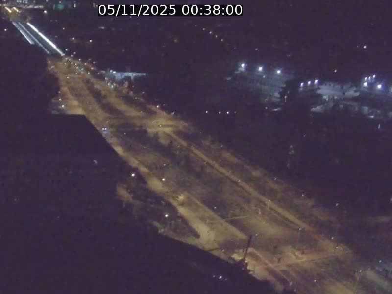 Webcam sur l'avenue John Fitzgerald Kennedy (N51) avec vue sur le Pont rouge (Pont Grande Duchesse Charlotte), l'arrêt Pfaffenthal et l'entrée du quartier Kirchberg