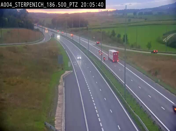 Webcam E411 à Sterpenich en Belgique près de la frontière du Luxembourg. Vue orientée vers Bruxelles