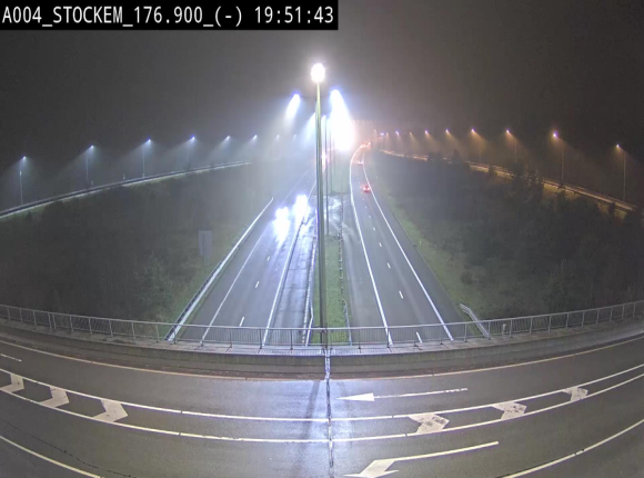 Webcam à hauteur de la sortie 30 Fouches - Stockem sur l'E411, menant sur la N83. Vue orientée vers Namur