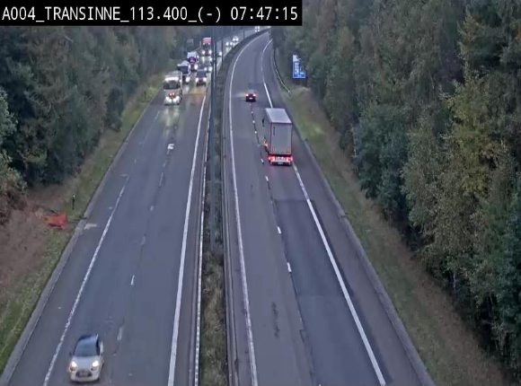 Caméra trafic E411 (A4) - Transinne direction Namur - BK 113.425