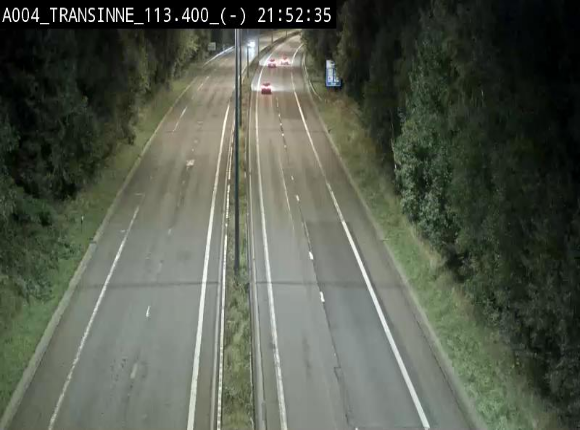 Caméra trafic E411 (A4) - Transinne direction Namur - BK 113.425