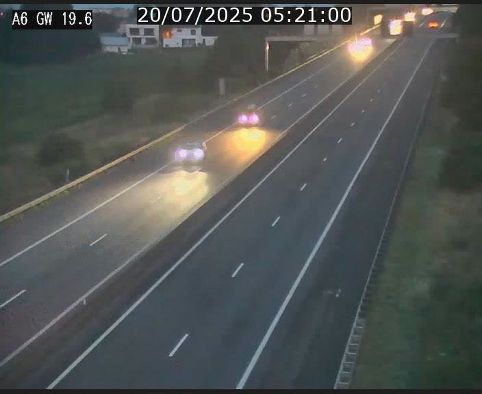 Traffic live webcam Luxembourg - Steinfort - A6 - BK 19.6 - direction Belgique