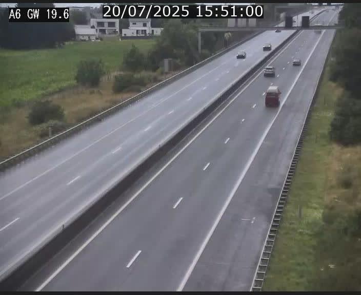 Traffic live webcam Luxembourg - Steinfort - A6 - BK 19.6 - direction Belgique