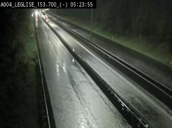 Webcam autoroute A4 (E411-E25) à Léglise, avant la jonction avec la N40. Vue orientée vers Bruxelles