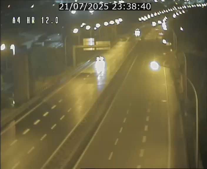 Traffic live webcam Luxembourg Jonction Foetz - A4 - BK 12.0 - direction Esch sur Alzette