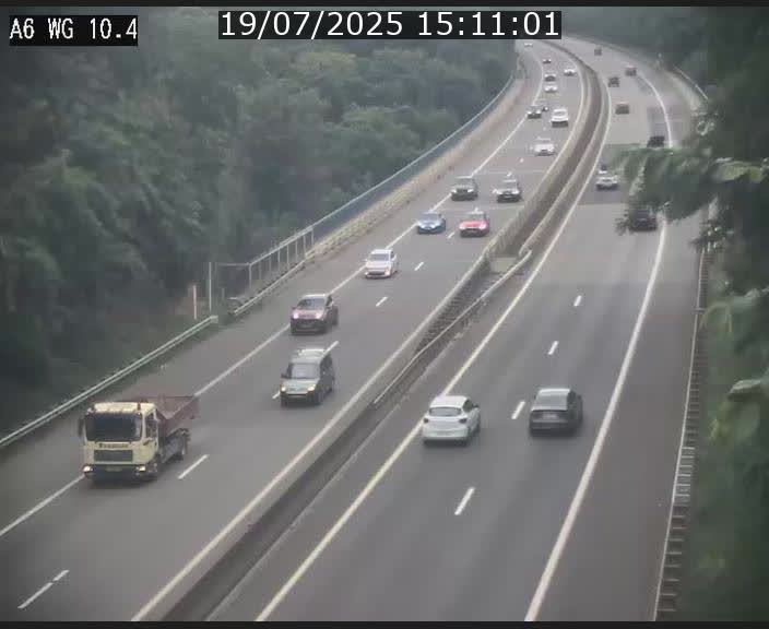 Traffic live webcam Luxembourg Mamer - A6 - BK 10.4 - direction Luxembourg/France/Allemagne