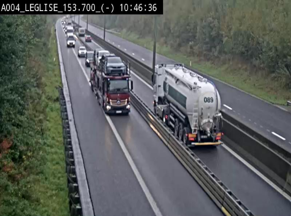 Webcam autoroute A4 (E411-E25) à Léglise, avant la jonction avec la N40. Vue orientée vers Bruxelles