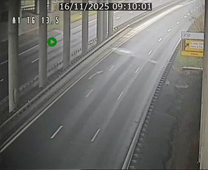 Traffic live webcam Luxembourg Senningen - A1 direction Luxembourg - BK 13.5