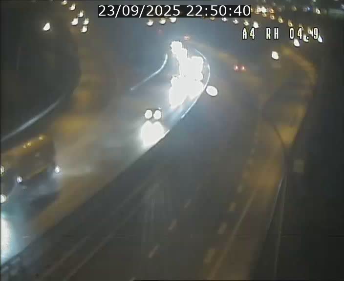 Traffic live webcam Luxembourg Leudelange - A4 - BK 4.9 - direction Luxembourg
