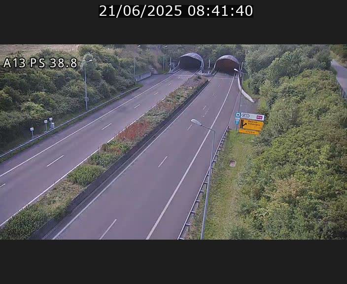 Webcam autoroute A13 à l'entrée ouest du tunnel Markusbierg à Schengen. Vue orientée vers Mondorf-les-Bains