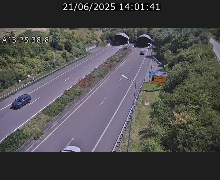 Webcam autoroute A13 à l'entrée ouest du tunnel Markusbierg à Schengen. Vue orientée vers Mondorf-les-Bains