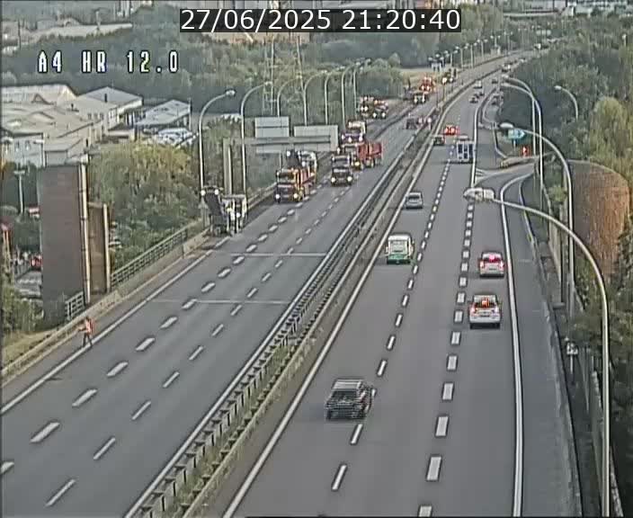 Traffic live webcam Luxembourg Jonction Foetz - A4 - BK 12.0 - direction Esch sur Alzette