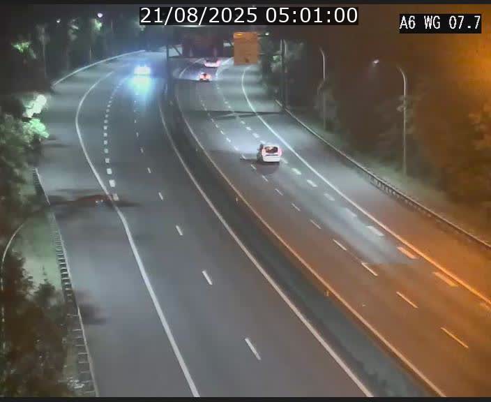 Traffic live webcam Luxembourg - Bridel - A6 - BK 7.7 - direction Belgique