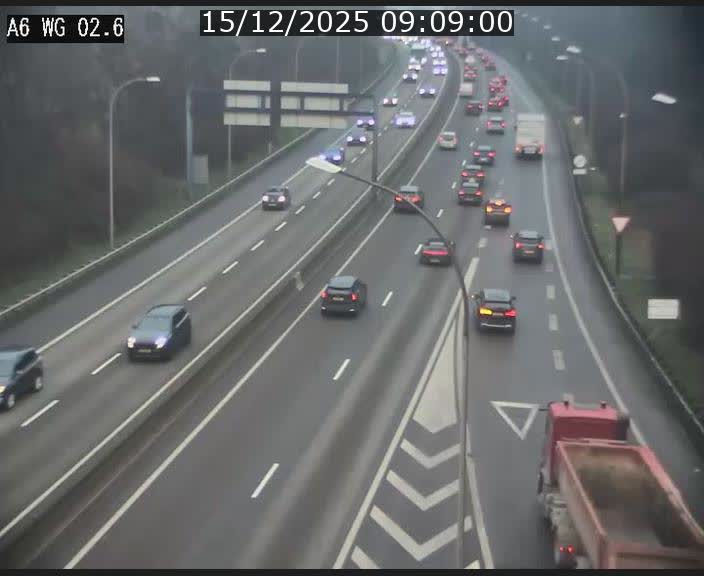 Traffic live webcam Luxembourg Croix de Cessange - A6 - BK 2.6 - direction France/Allemagne