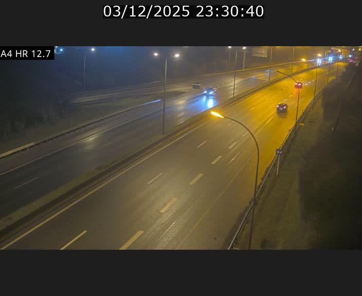 Traffic live webcam Luxembourg Esch sur Alzette - A4 - BK 12.7 - direction Esch-Belval