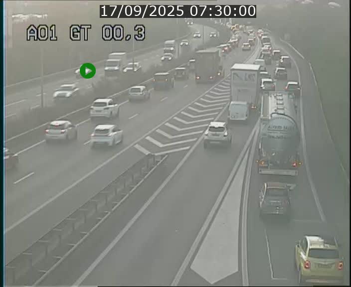 Traffic live webcam Luxembourg Croix de Gasperich - A1 direction Kirchberg - BK 0.3