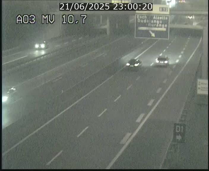 Traffic live webcam Luxembourg Croix de Bettembourg - A3 - BK 10.7 - direction France