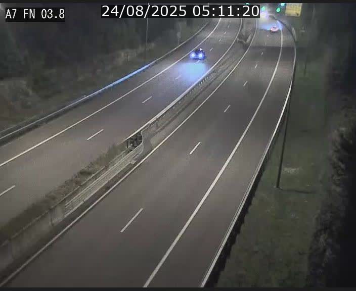 Caméra autoroute Luxembourg A7 - Passage à gibier Rëngelbour - direction Tunnel Stafelter