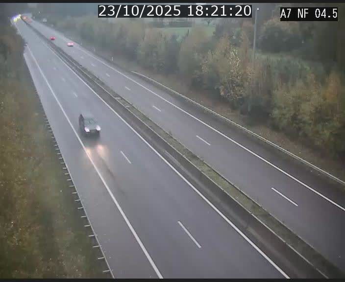 Caméra autoroute Luxembourg A7 - Passage à gibier Rëngelbour - direction Tunnel Grouft