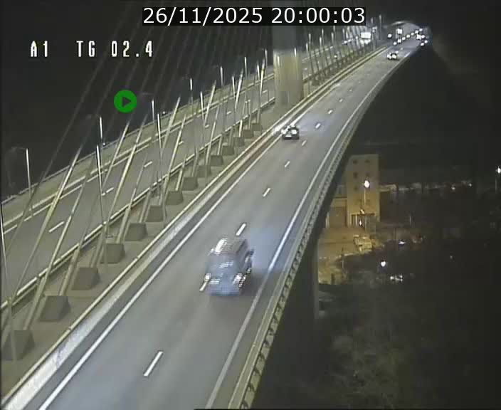 Traffic live webcam Luxembourg Sandweiler - A1 direction Luxembourg-ville - BK 2.4