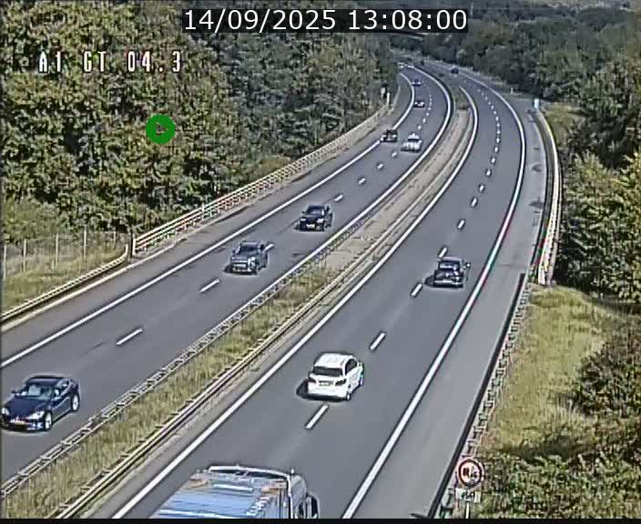 Traffic live webcam Luxembourg Itzig - A1 direction Sandweiler - BK 4.3