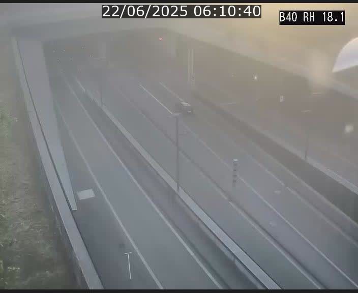 Webcam sur la route de contournement d'Esch-Belval avant le tunnel Central Gate au niveau de la porte de France et du radar fixe