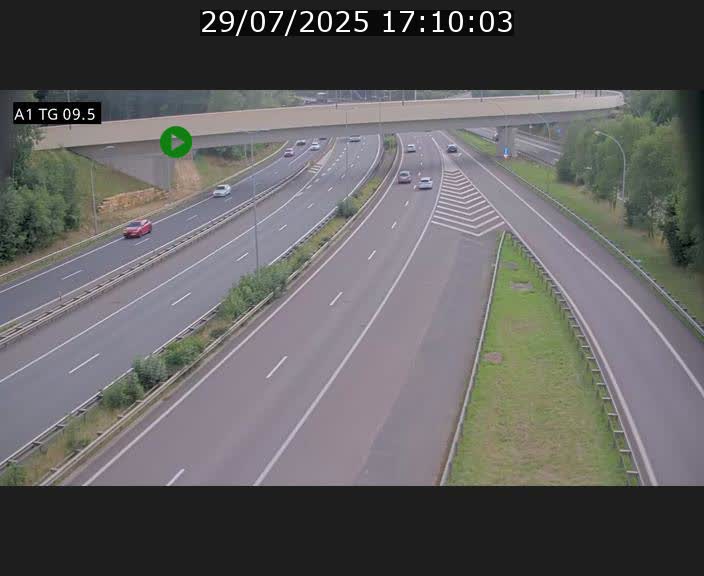 Traffic live webcam Luxembourg Jonction Grünewald - A1 direction Luxembourg-ville - BK 9.5