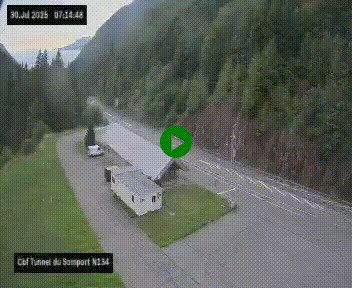 Webcam à l'entrée du tunnel du Somport, côté français, sur la N134, dans les Pyrénées, en direction de l'Espagne, à 1116 mètres d'altitude