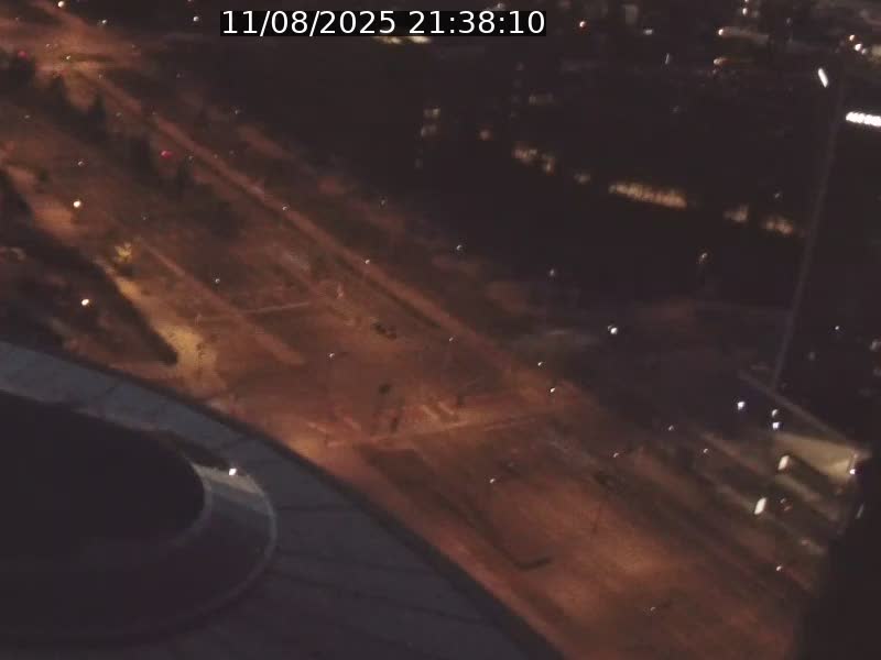 Webcam sur l'avenue John Fitzgerald Kennedy (N51) avec vue sur le Pont rouge (Pont Grande Duchesse Charlotte), l'arrêt Pfaffenthal et l'entrée du quartier Kirchberg