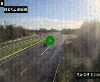 Webcam autoroute A150 à hauteur de La Vaupalière en périphérie de Rouen. Vue orientée vers Rouen