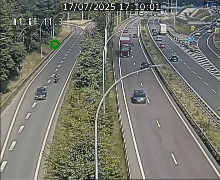 Traffic live webcam Luxembourg Senningerberg - A1 direction Allemagne - BK 11.3