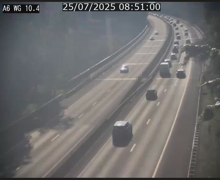 Traffic live webcam Luxembourg Mamer - A6 - BK 10.4 - direction Luxembourg/France/Allemagne