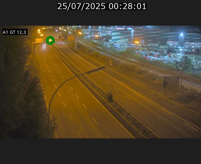 Traffic live webcam Luxembourg Senningerberg - A1 direction Allemagne - BK 12.3