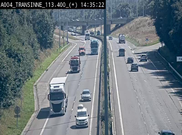 Webcam dans les Ardennes sur l'E411 à hauteur de Transinne. Vue orientée vers le sud de la Belgique
