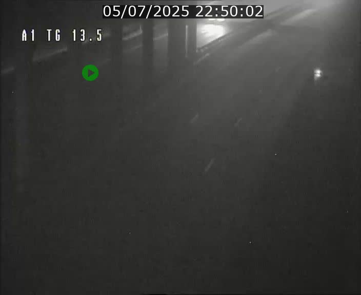Traffic live webcam Luxembourg Senningen - A1 direction Luxembourg - BK 13.5